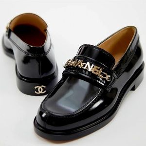 Chanel Black Shiny Flat Loafers